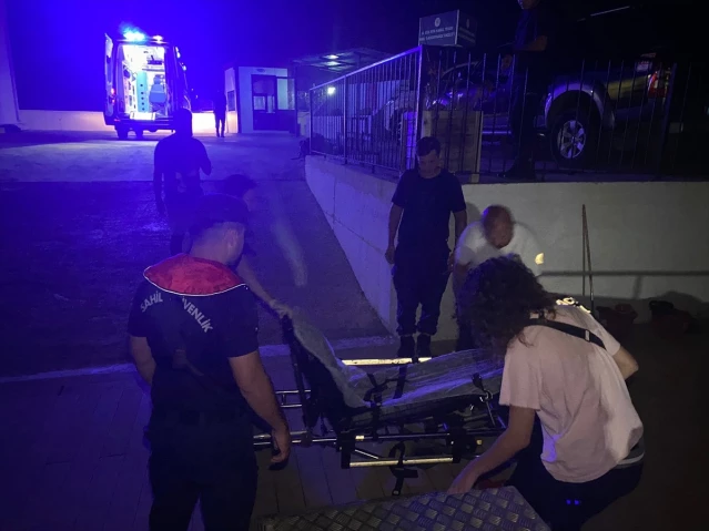 Dalaman açıklarında yaralanan kişiye tıbbi tahliye