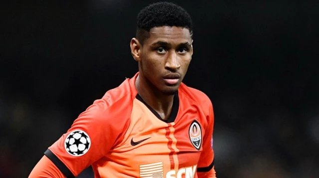 Galatasaray, Fenerbahçe'nin vazgeçtiği Tete'yi transfer ediyor