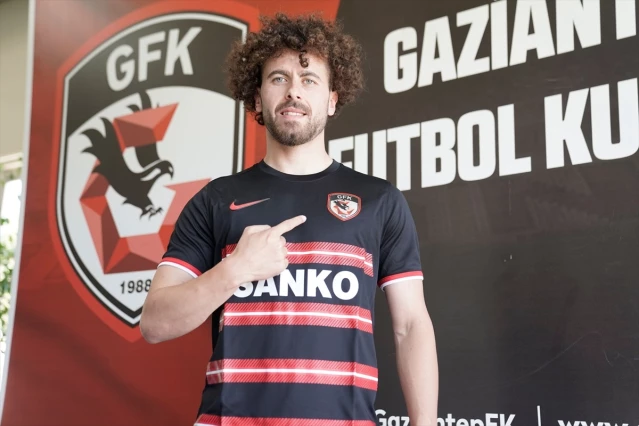 Gaziantep FK, Ogün Özçiçek'i kiralık olarak kadrosuna kattı