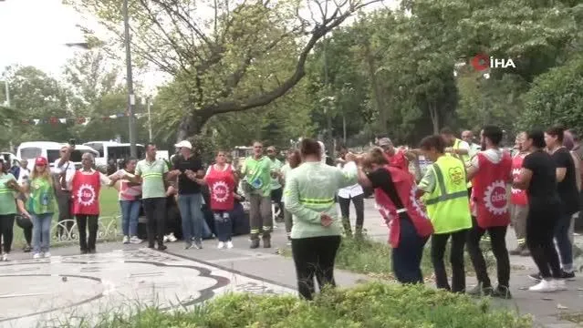 İBB İşçileri İBB'yi Protesto Etti