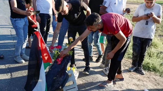 İsrail Güvenlik Güçleri Üç Filistinli Militanı Öldürdü