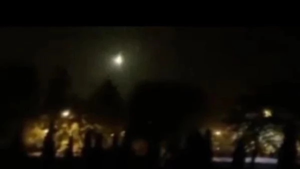 İstanbul'da Gökyüzünde Parlak Cisim Görüldü