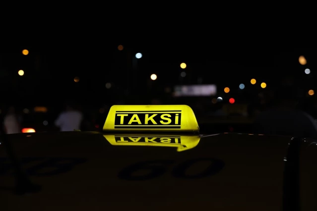 İstanbul'da Taksiciler Zam Talebinde Bulundu