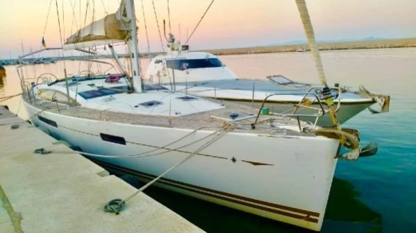 İzmir'de MİT destekli operasyonda 162 kaçak göçmen yakalandı