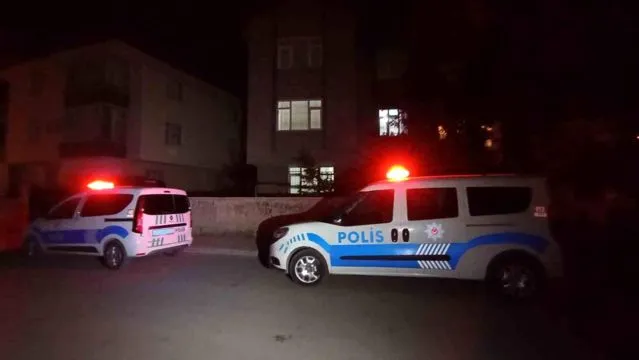 Konya'da 14 yaşındaki genç kız dedesini bıçaklayarak yaraladı