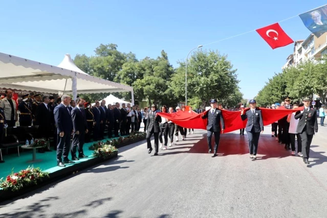 Konya'da 30 Ağustos Zafer Bayramı kutlandı