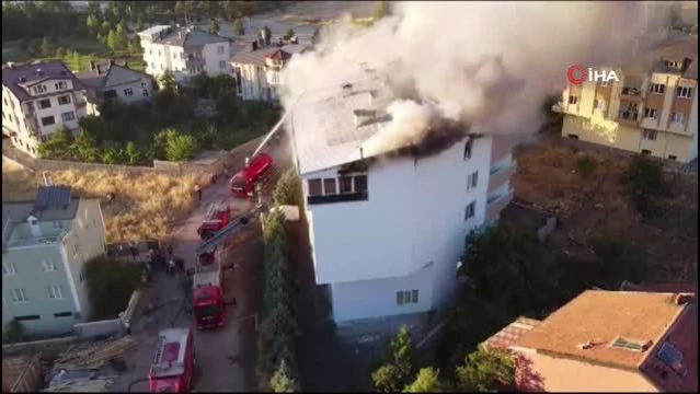 Konya'da 5 Katlı Binada Yangın