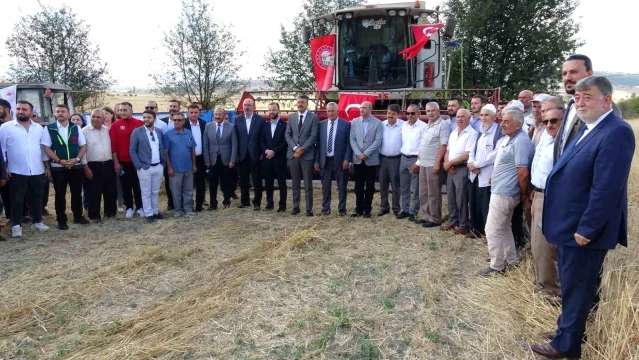 Kütahya'da İsa Köyünde Harman Kaldırma Etkinliği Düzenlendi