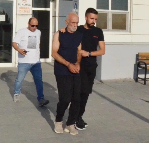 Market Kasiyerinin Yanında Bıraktığı 16 Bin Lira Çalındı