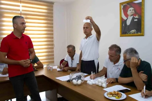 Mersin'de Mahalleler Arası Futbol Turnuvası Başlıyor