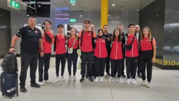 Mete Gazoz ve Okçuluk Milli Takımı Paris'ten döndü