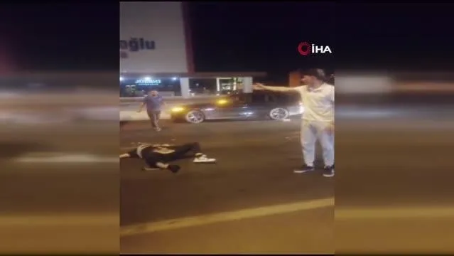 Motosiklet tıra arkadan çarptı: 1 ölü, 1 ağır yaralı
