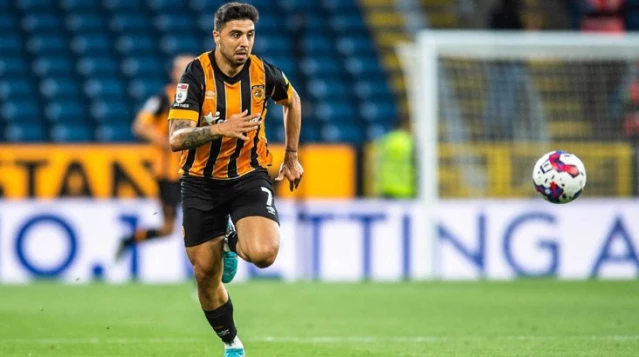 Ne yaptın Ozan! İngiltere'de hattrick yaptı