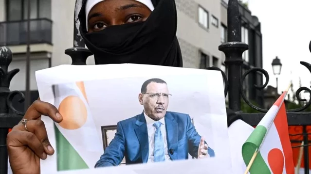 Nijer Cumhurbaşkanı Muhammed Bazum'un sağlık durumu iyi
