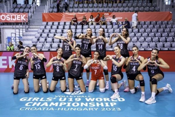 Türkiye U19 Kız Milli Takımı, FIVB U19 Dünya Şampiyonası'nda finalde ABD ile karşılaşacak