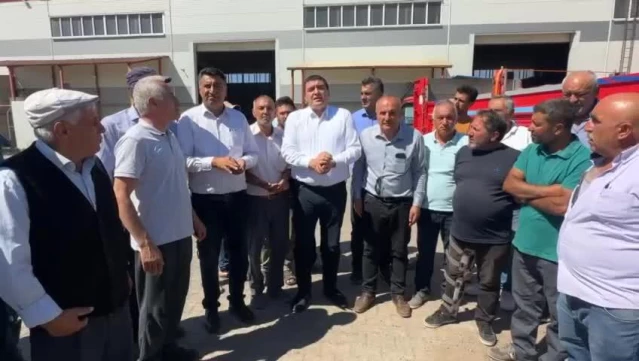 Ulaş Karasu'ya Dert Yanan Sivaslı Buğday Üreticisi: '21 Sene Ak Parti'ye Bütün Ailemle Oy Verdim, Oyum Haram Zıkkım Olsun Hepsine. Artık Ekmiyoruz,...
