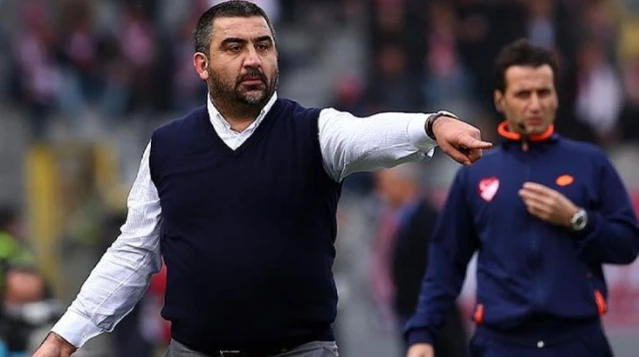 Ümit Özat, Fenerbahçe'nin genç futbolcusunu sert eleştirdi