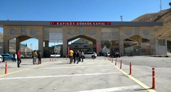 Van Kapıköy Sınır Kapısı'ndan 7 Ayda 418 Bin Kişi Giriş Yaptı