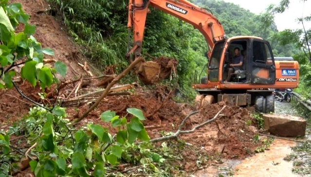Vietnam'da Şiddetli Yağışlar Sonucu 3 Kişi Hayatını Kaybetti