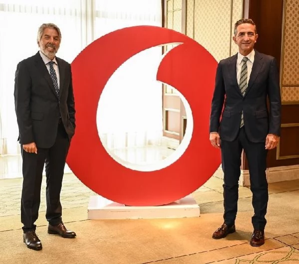Vodafone'dan Cumhuriyet'in 100. yılında 'Dijital Türkiye' raporu