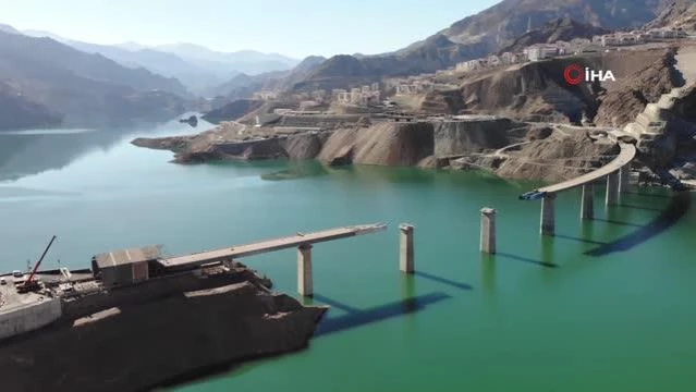 Barajı tamamlandı sıra viyadükte - Son Dakika