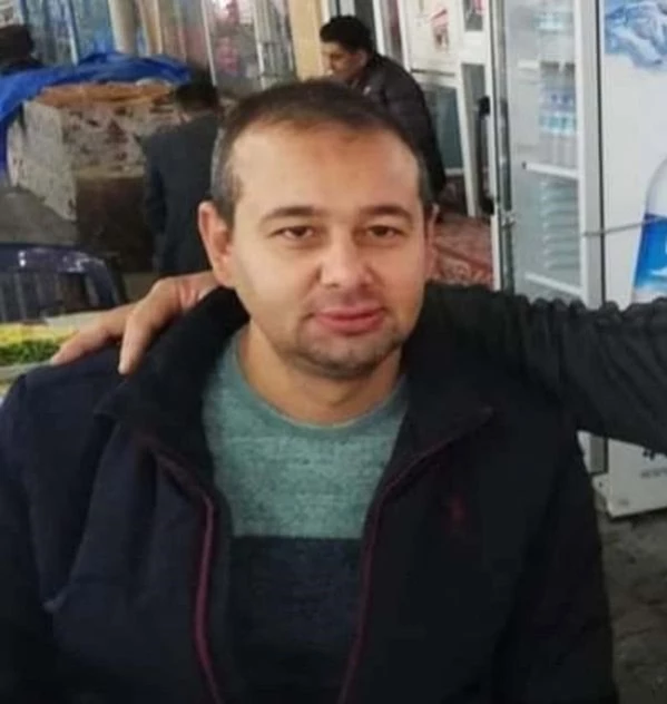 Denizli'de tur otobüsü ile otomobil çarpıştı: 3 ölü