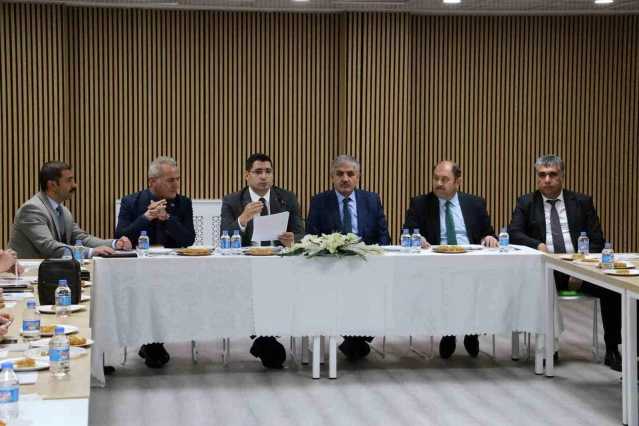 Erzincan'da Kesme Kadayıfı Üreticileri Toplantıda Buluştu