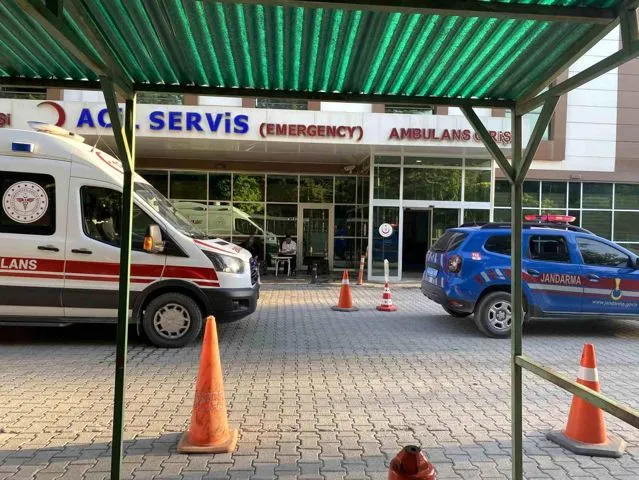 Konya'da 2 Otomobil Çarpıştı: 2 Kişi Yaralandı