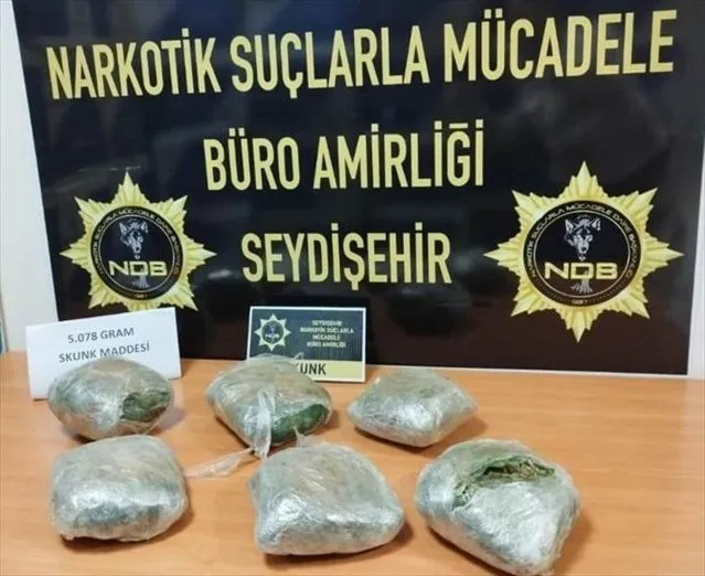 Konya'da 5 Kilo Skunk Ele Geçirildi, 2 Şüpheliden 1'i Tutuklandı