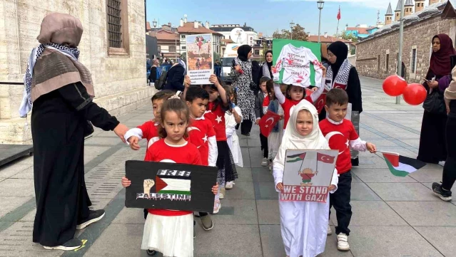 Konya'da Filistin için çocuklar ölmesin etkinliği düzenlendi