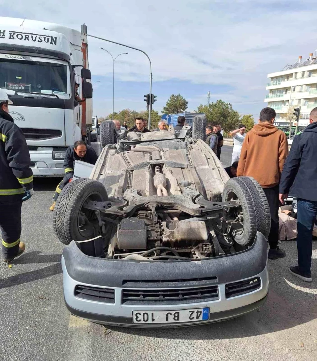 Konya'da trafik kazası: 5 kişi yaralandı