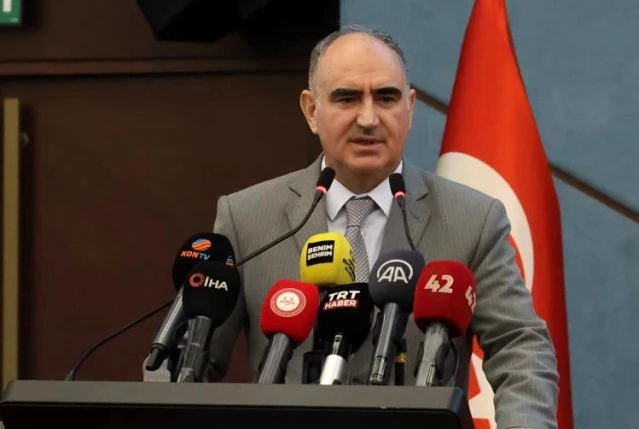 Diyanet İşleri Başkanı Erbaş: 'İnsanların en hayırlısı insana faydalı olanlardır'