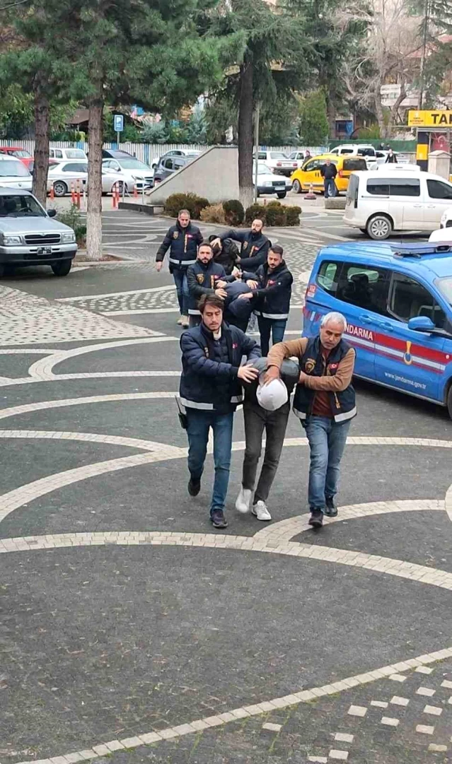 Akşehir'de Uyuşturucu Operasyonu: 3 Tutuklama