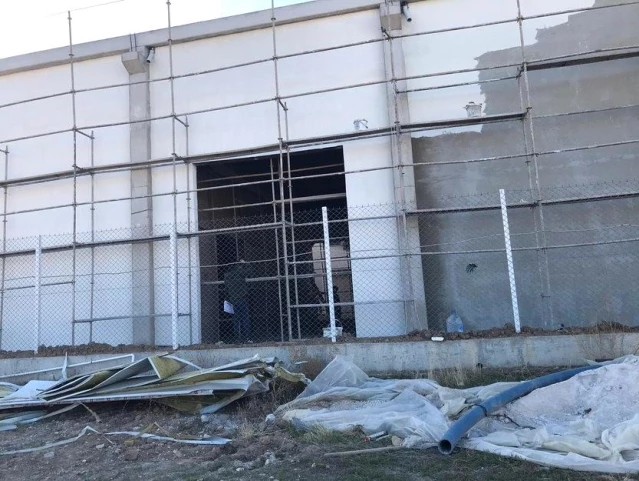 Konya'da İşçi İnşaatta Düşerek Yaralandı