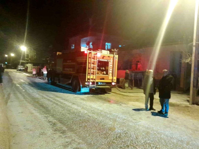 Konya'da çıkan yangında bir kişi dumandan etkilendi