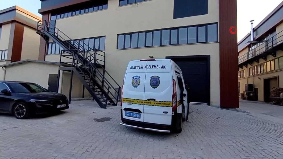 İş yerinde asansörün halatı koptu: 1'i ağır, 3 yaralı