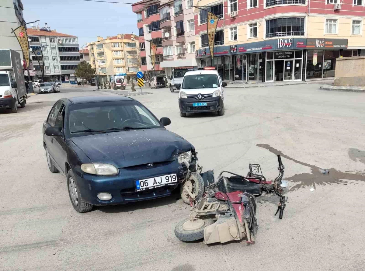 Konya'da otomobil ile elektrikli bisiklet çarpışması: 1 yaralı