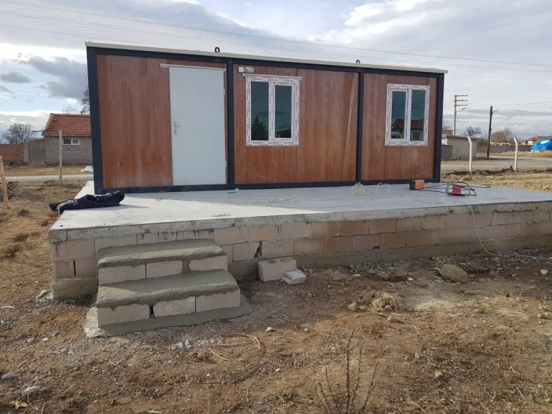 Tuzlukçu’da Bağ ve Bademliğe Yeni Sistem Konteyner Montajı Yapıldı