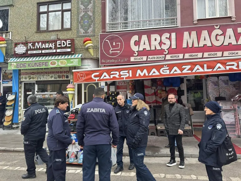 Çumra Emniyet ve Zabıta Ekiplerinden Kaldırım ve Yol Denetimi