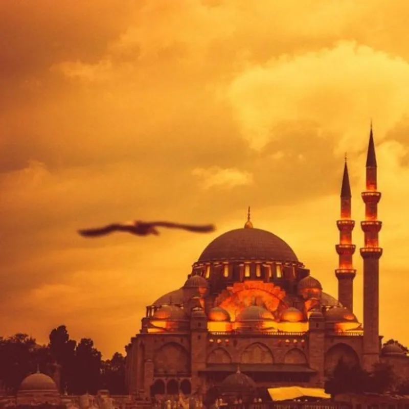 Miraç Kandili 2026: Ne Zaman ve Önemi Nedir?