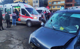 Rize’de kamyonetler çarpıştı! Çok sayıda yaralı var