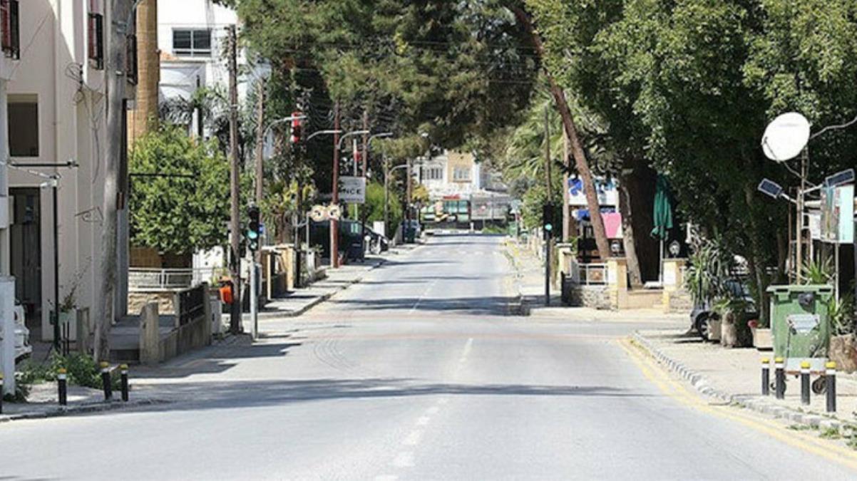 KKTC, koronavirüs tedbirleri kapsamında kapanma kararı uygulamasını bir hafta uzattı