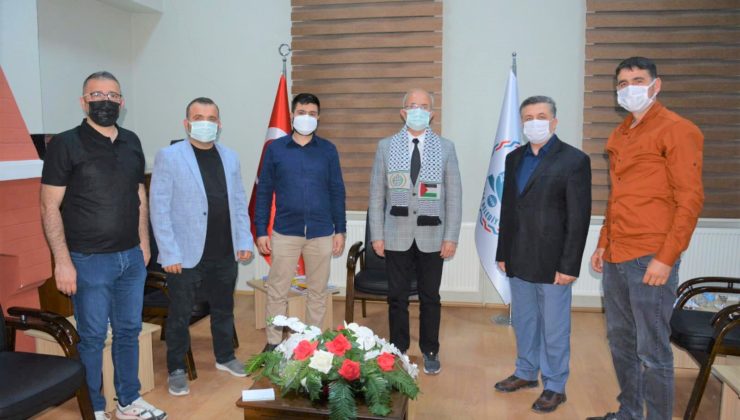 BAŞKAN RECEP CANDAN CANLI YAYINDA İLÇE HALKININ SORULARINI CEVAPLADI 1 BAŞKAN RECEP CANDAN CANLI YAYINDA İLÇE HALKININ SORULARINI CEVAPLADI