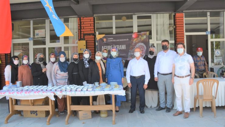 AK PARTİ ÇUMRA KADIN KOLLARINDAN AŞURE İKRAMI