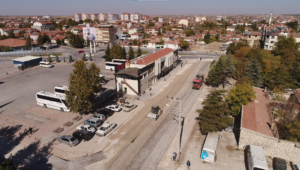 KIBRIS CADDESİ’NDE ASFALT ÇALIŞMALARI BAŞLADI 3 KIBRIS CADDESİ’NDE ASFALT ÇALIŞMALARI BAŞLADI