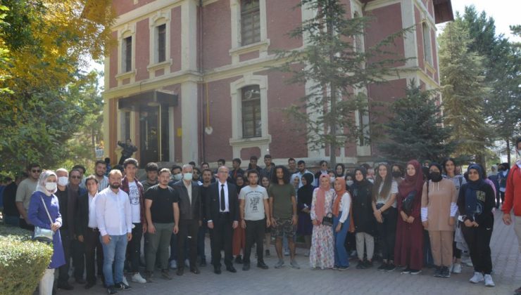 BELEDİYE BAŞKANI RECEP CANDAN’DAN ÜNİVERSİTELİ ÖĞRENCİLERE HOŞ GELDİN PROGRAMI 1 BELEDİYE BAŞKANI RECEP CANDAN’DAN ÜNİVERSİTELİ ÖĞRENCİLERE HOŞ GELDİN PROGRAMI