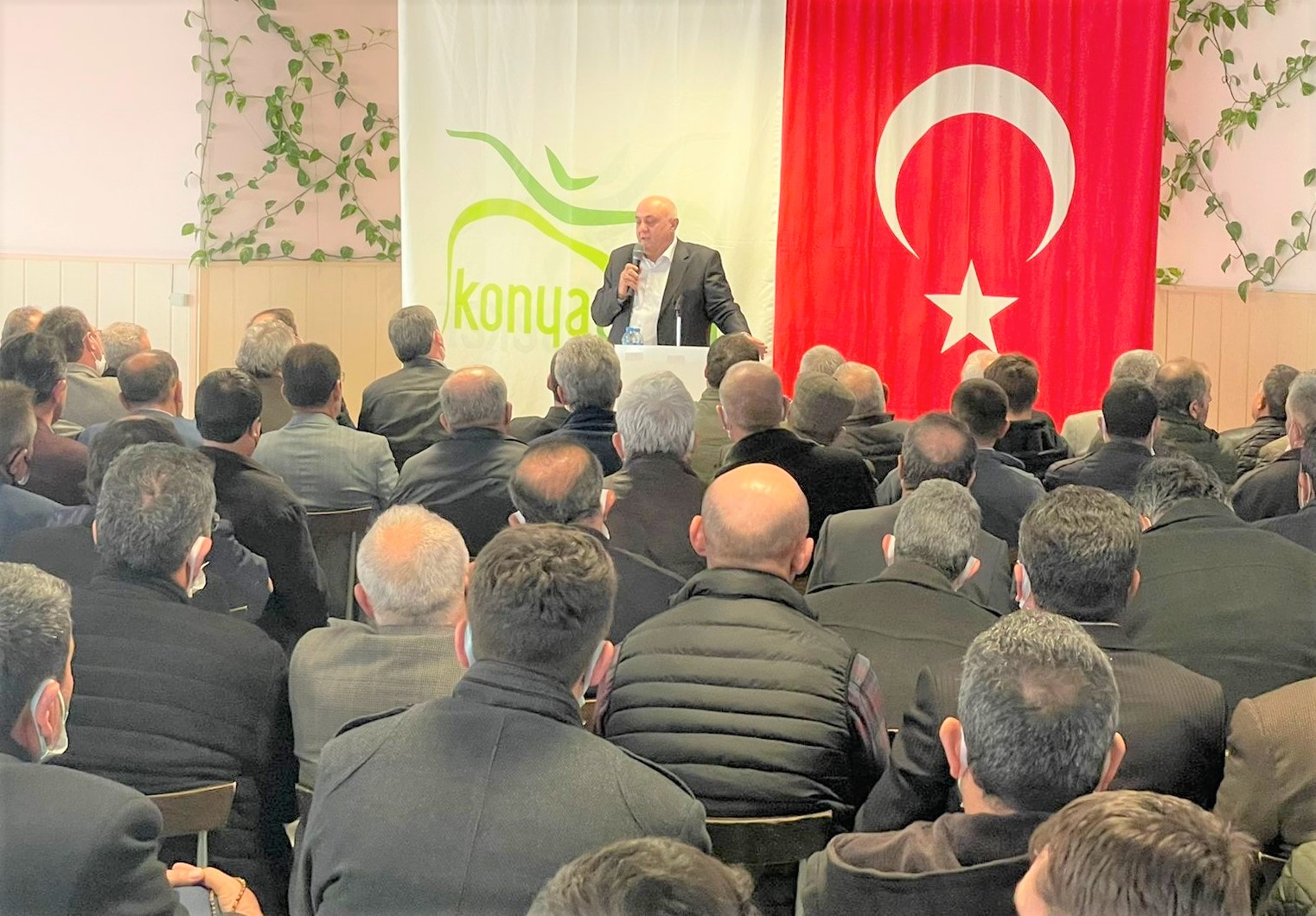 BAŞKAN ERKOYUNCU ÇUMRA ŞEKER’DE ÇİFTÇİLERLE BİR ARAYA GELDİ