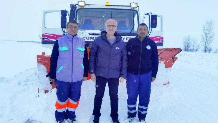 ÇUMRA BELEDİYESİ’NDEN YOĞUN KAR MESAİSİ
