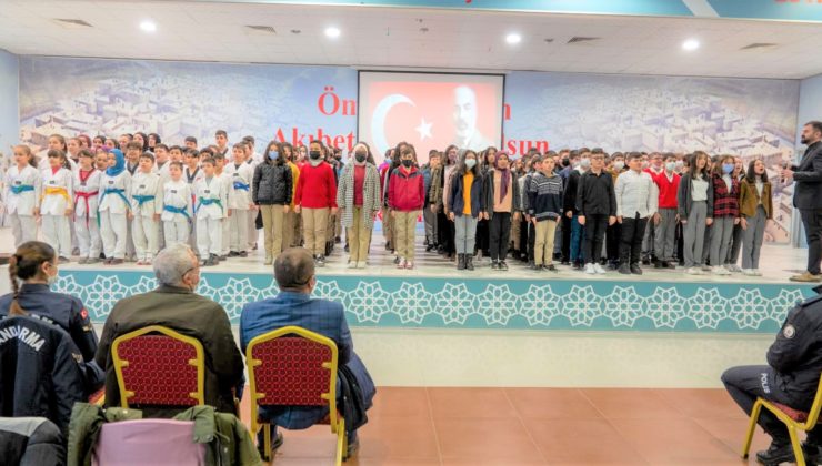 12 MART COŞKUYLA KUTLANDI