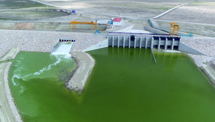 KONYA ÇİFTÇİSİ, ÜRETMEK İÇİN MAVİ TÜNEL  VE HOTAMIŞ GÖLETİNİ BEKLİYOR